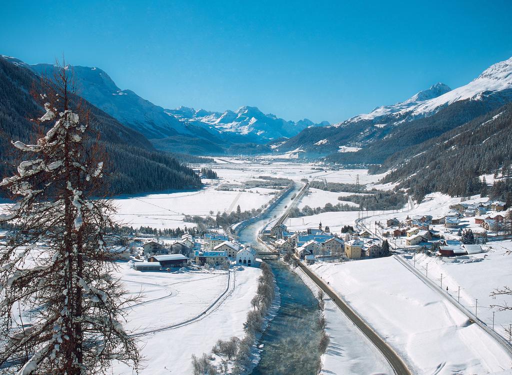 Hotel Chesa Staila La Punt-Chamues-ch Exteriör bild
