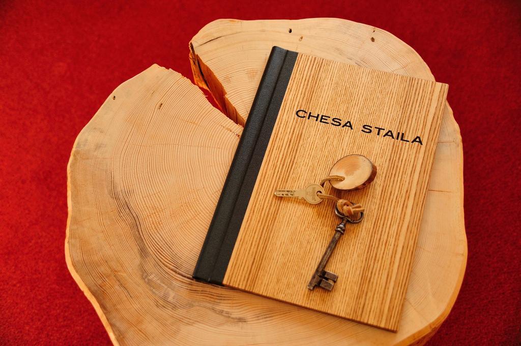 Hotel Chesa Staila La Punt-Chamues-ch Exteriör bild