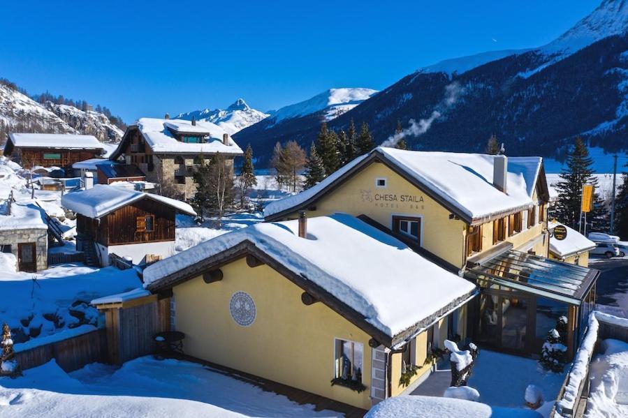 Hotel Chesa Staila La Punt-Chamues-ch Exteriör bild